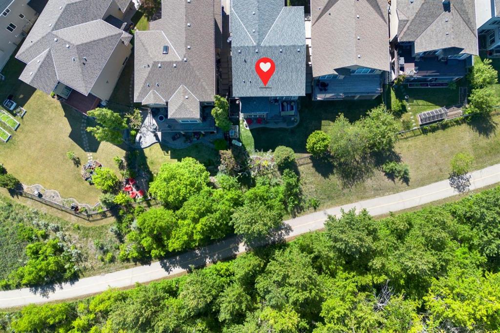 Picture of 382 Tuscany Ravine Road NW, Calgary Real Estate Listing