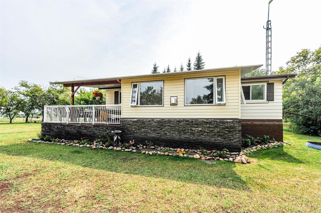 Picture of 20319 Township Road 382  , Rural Stettler No. 6, County of Real Estate Listing