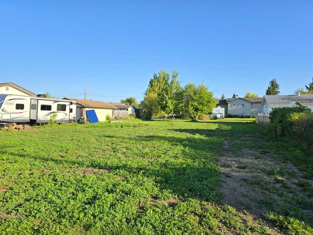 Picture of 24 1 Avenue NE, McLennan Real Estate Listing