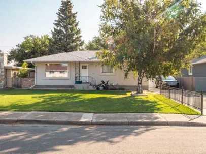 Picture of 2, 1131 28A Street S, Lethbridge Real Estate Listing