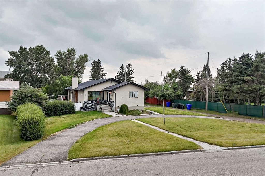 Picture of 4609 52 Street , Olds Real Estate Listing