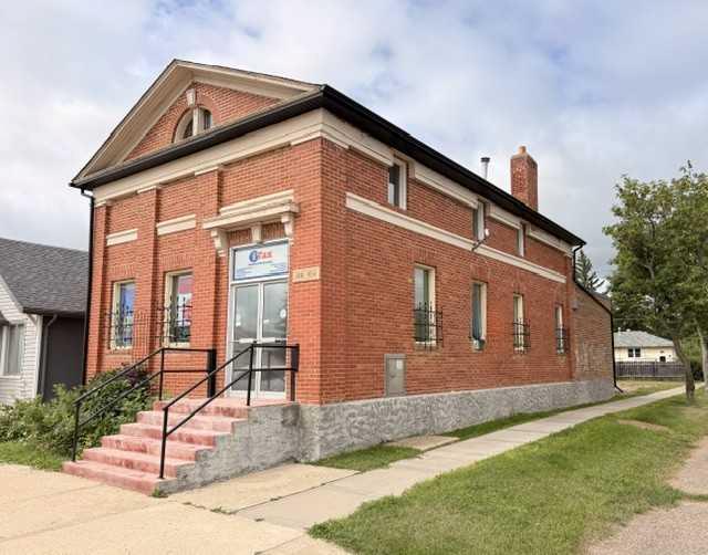 Picture of 5040 50 Street , Mannville Real Estate Listing