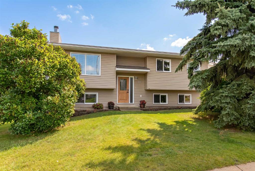 Picture of 22 Bruns Crescent , Lacombe Real Estate Listing