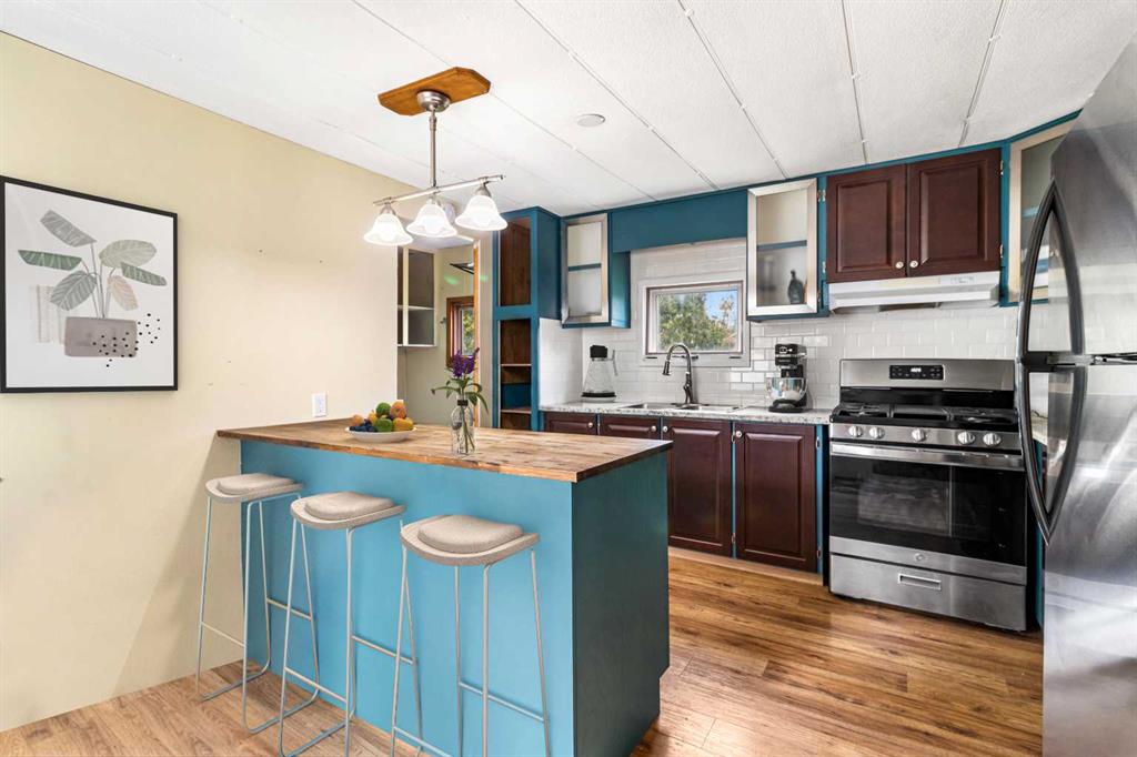 Picture of 2104 23 Avenue , Delburne Real Estate Listing