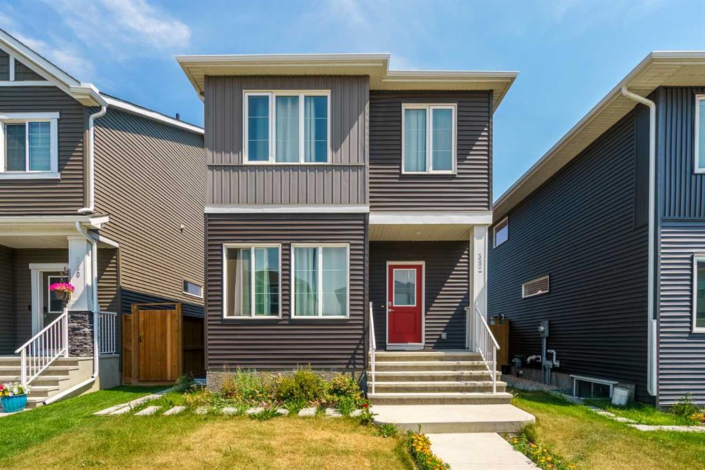 Picture of 352 Chelsea Passage W, Chestermere Real Estate Listing