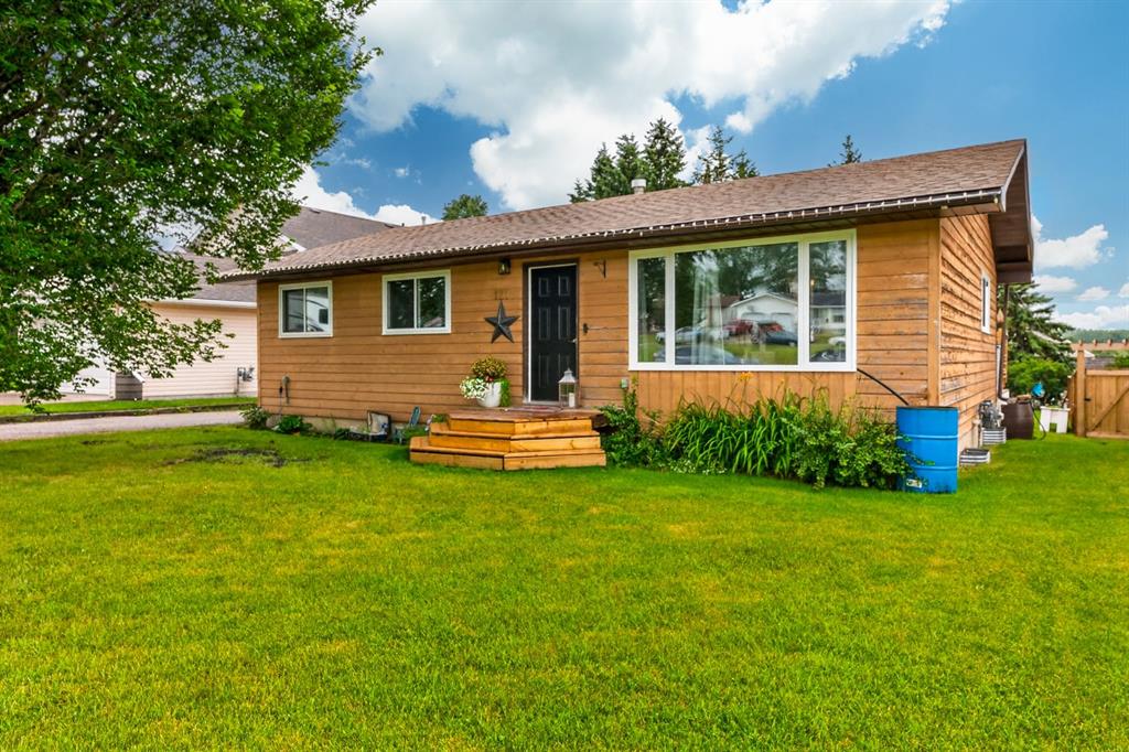 Picture of 121 Edey Close , Cremona Real Estate Listing