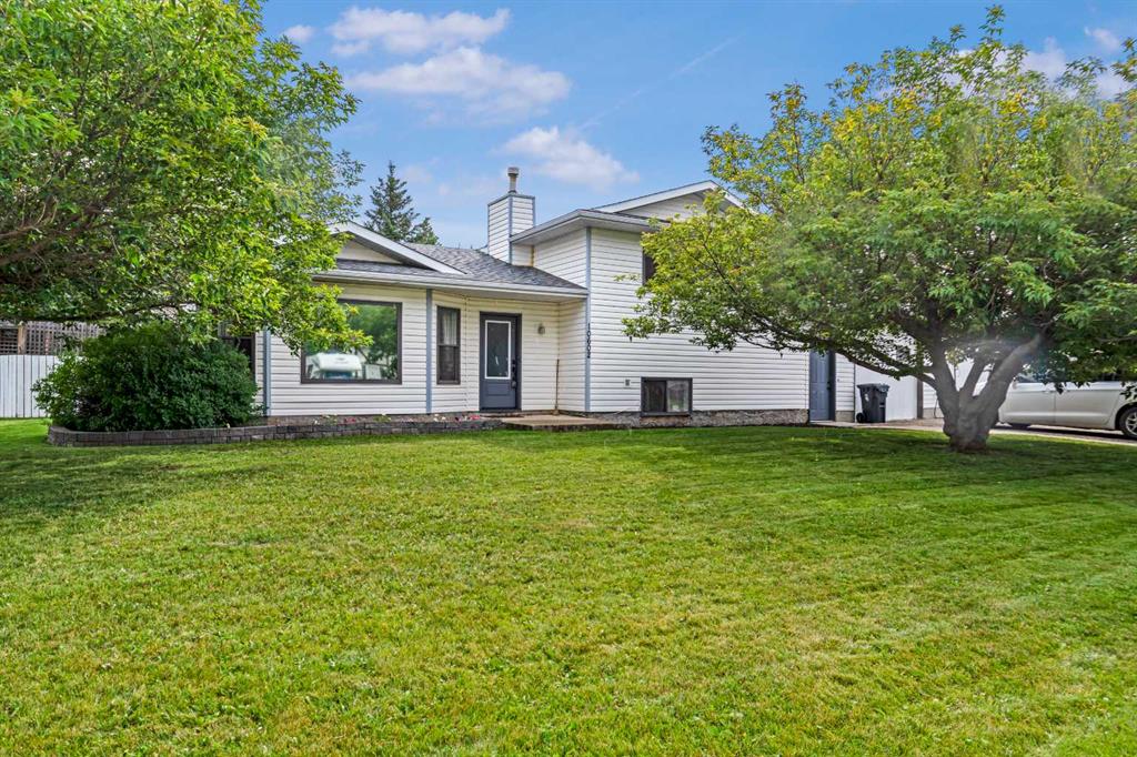 Picture of 10602 101 Ave  , Hythe Real Estate Listing