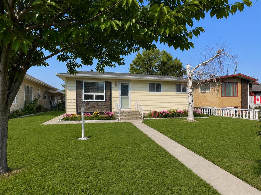 Picture of 326 3 Avenue , Bassano Real Estate Listing