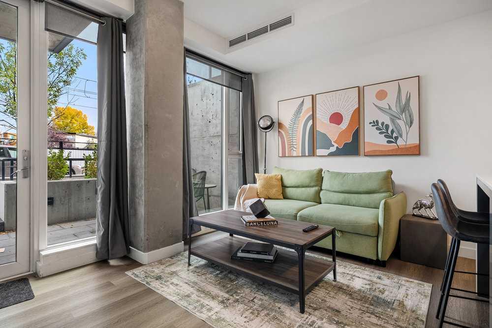 Picture of 323 9A Street NW, Calgary Real Estate Listing