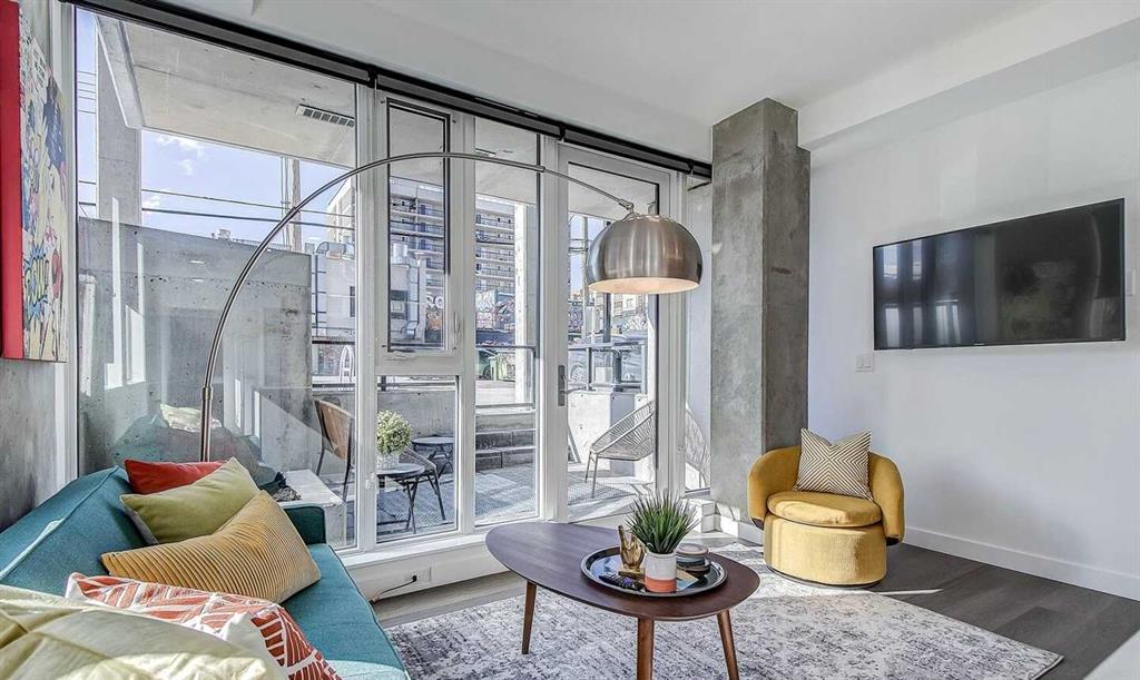 Picture of 317R 9A Street NW, Calgary Real Estate Listing