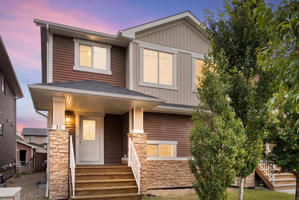 Picture of 16 Fireside Way , Cochrane Real Estate Listing