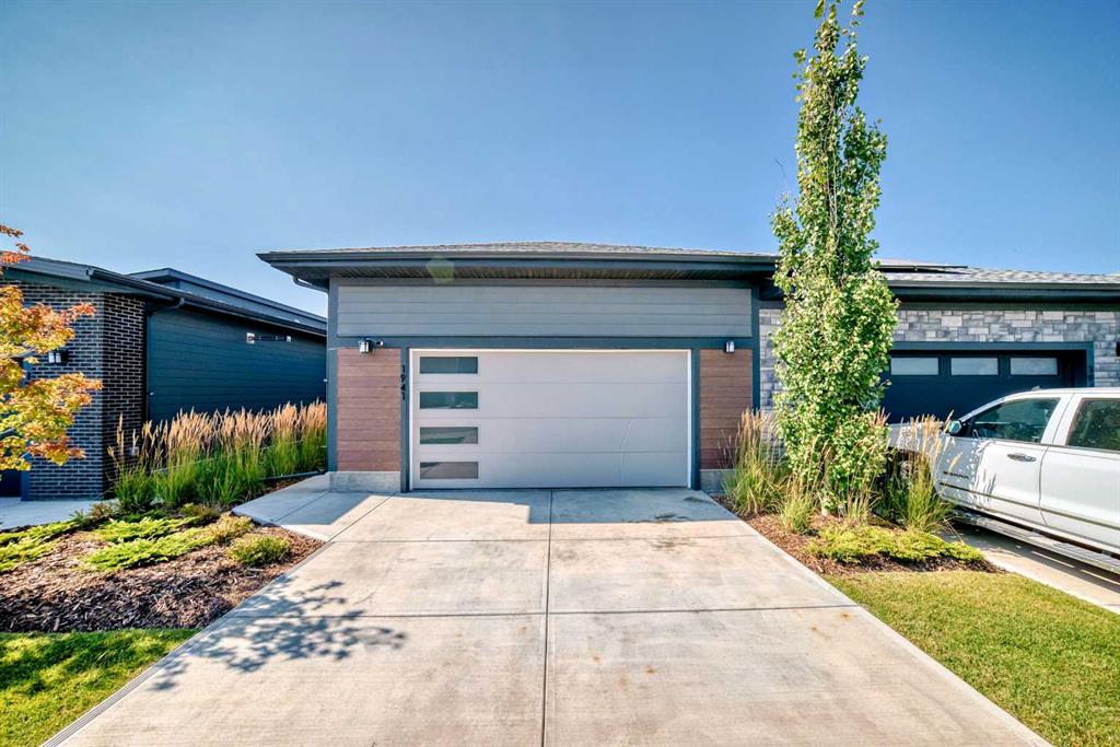 Picture of 1941 Mahogany Boulevard SE, Calgary Real Estate Listing