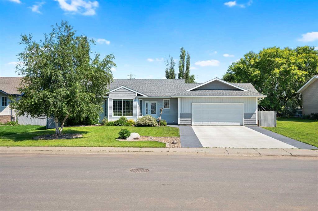 Picture of 5014 53 Avenue , Kitscoty Real Estate Listing
