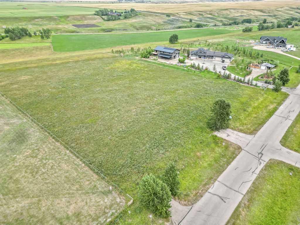 Picture of 121028 272 Avenue E, Rural Foothills County Real Estate Listing