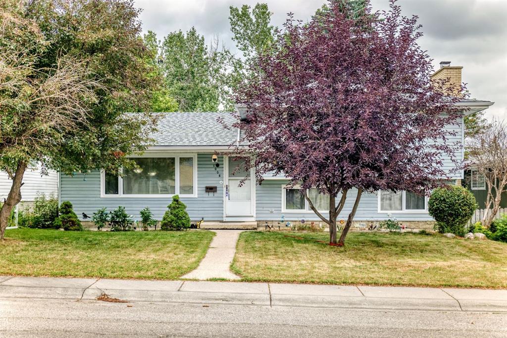 Picture of 1008 Cantabrian Drive SW, Calgary Real Estate Listing