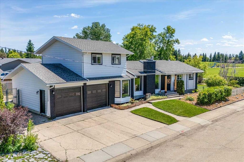 Picture of 3 Armstrong Close , Red Deer Real Estate Listing