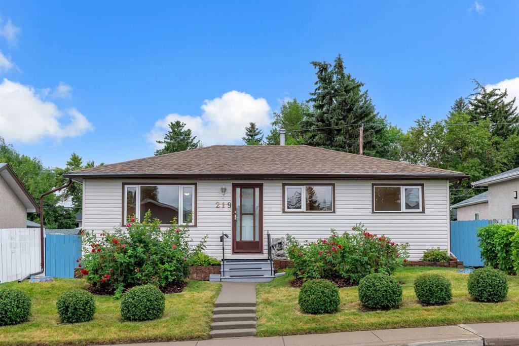 Picture of 219 Tache Avenue NW, Calgary Real Estate Listing