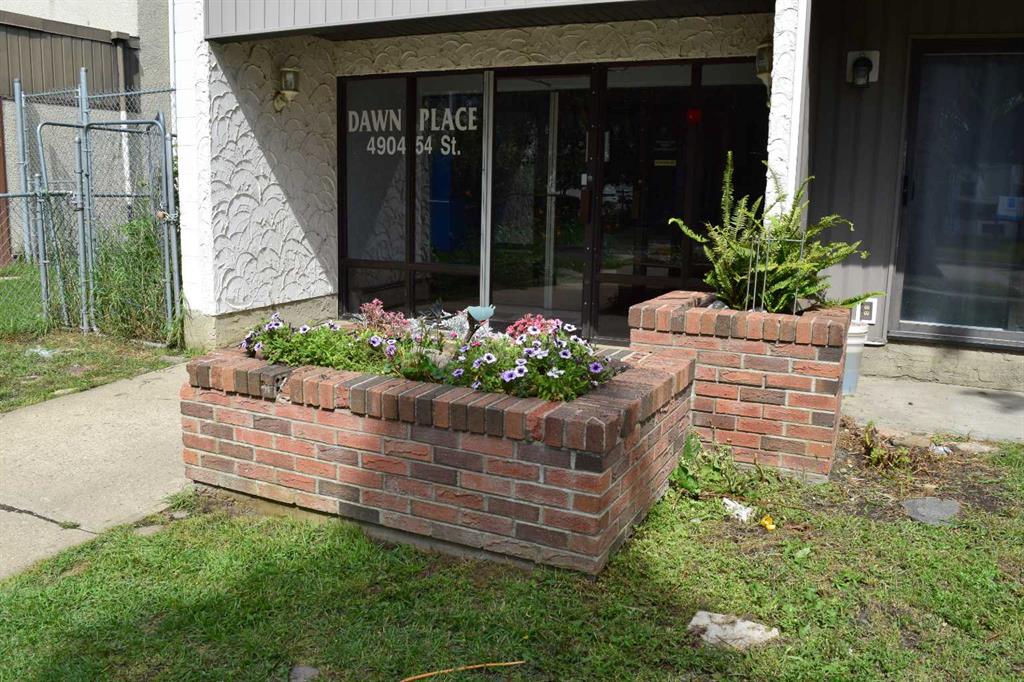 Picture of 305, 4904 54 Street , Red Deer Real Estate Listing