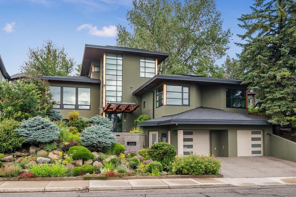 Picture of 2320 Juniper Road NW, Calgary Real Estate Listing