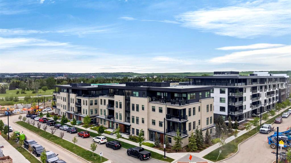 Picture of 302, 275 Lebel Crescent NW, Calgary Real Estate Listing