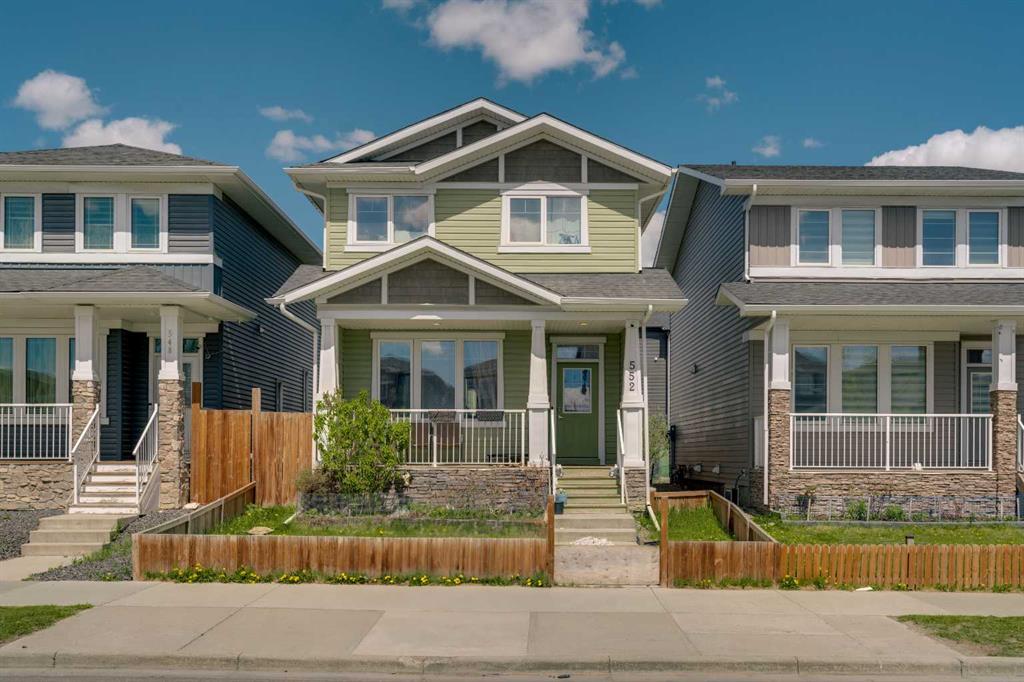 Picture of 552 Redstone Drive NE, Calgary Real Estate Listing