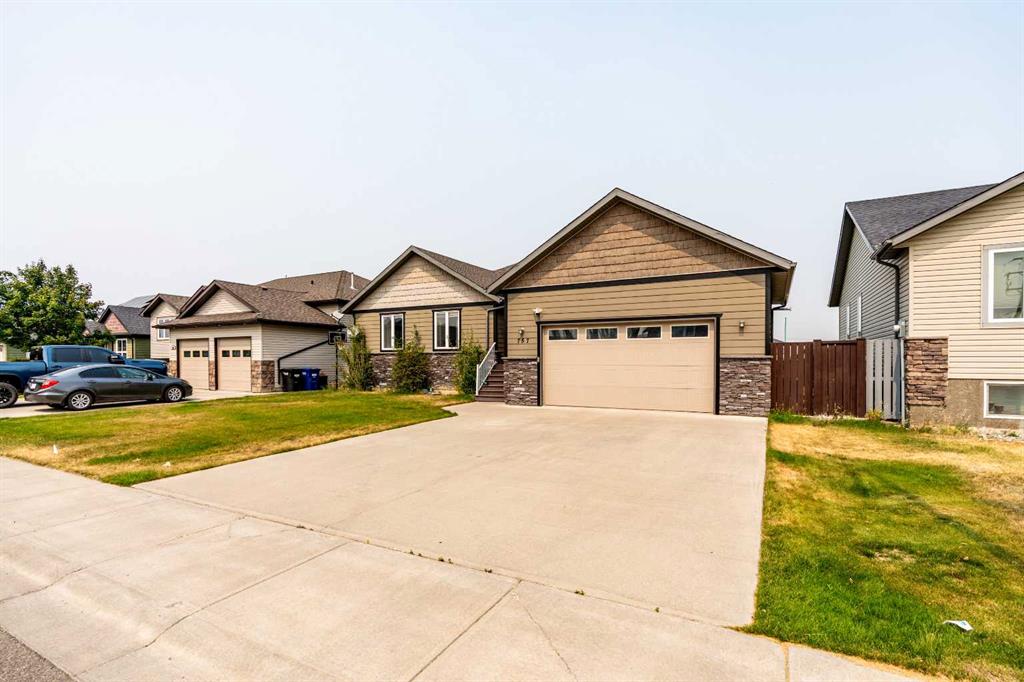 Picture of 757 27 Street , Fort Macleod Real Estate Listing