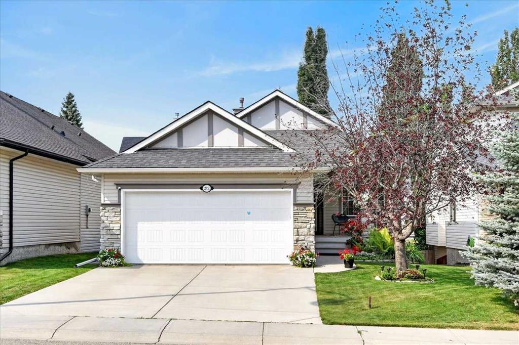 Picture of 212 Cresthaven Place SW, Calgary Real Estate Listing