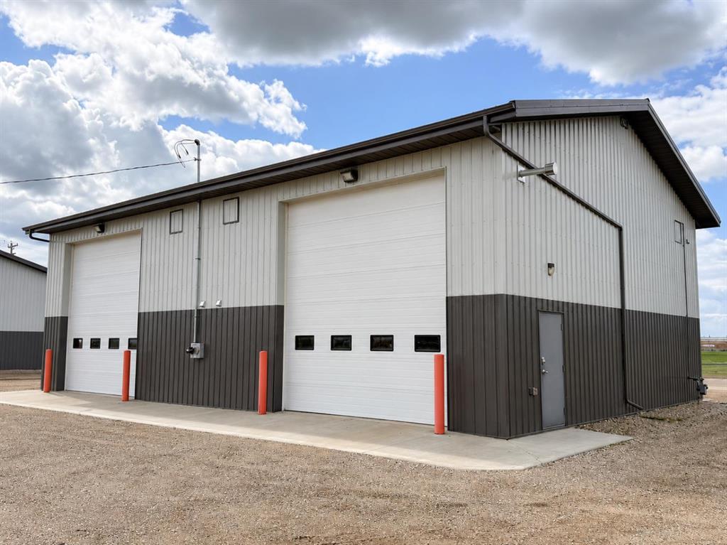 Picture of 2007 20 Street , Wainwright Real Estate Listing