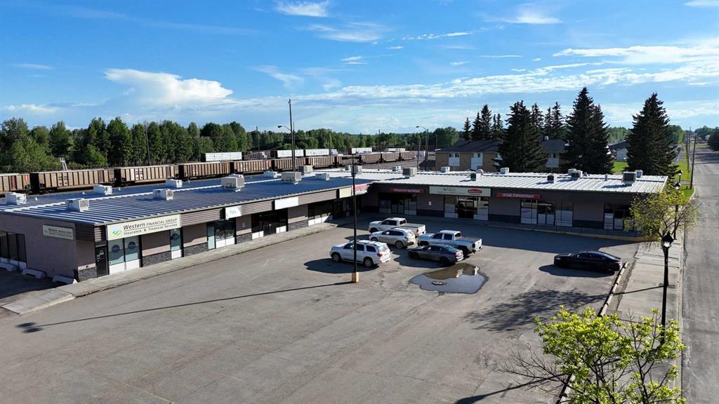Picture of 5025 1 Avenue , Edson Real Estate Listing