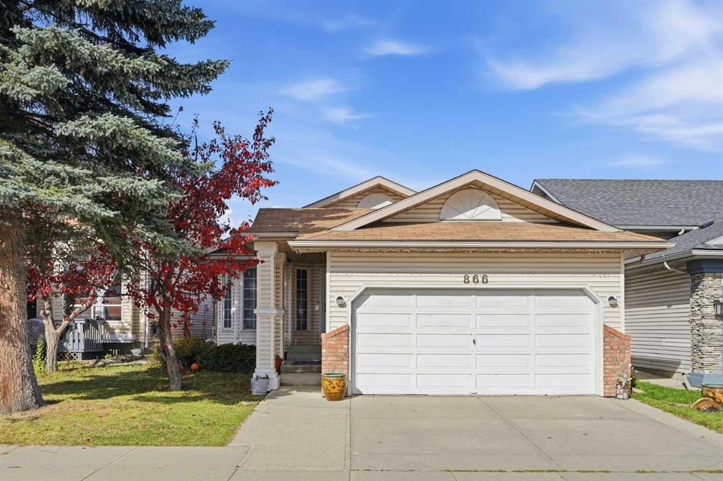 Picture of 866 Applewood Drive SE, Calgary Real Estate Listing