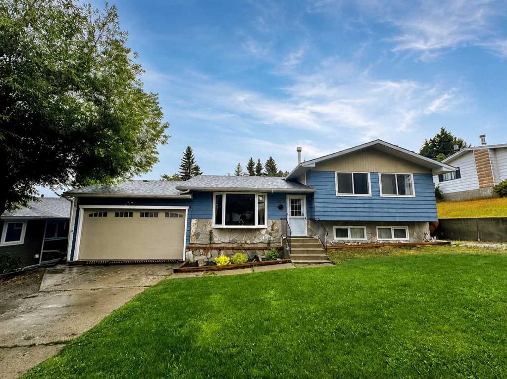Picture of 2802 77 Street , Coleman Real Estate Listing