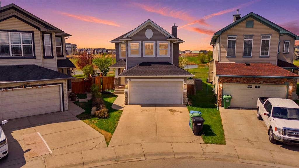 Picture of 86 Saddlecrest Close NE, Calgary Real Estate Listing