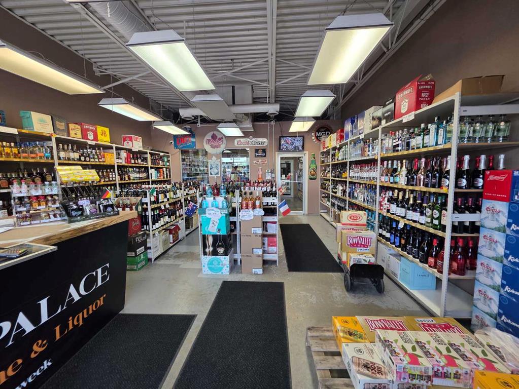 Picture of 123 Liquor Store  SE, Calgary Real Estate Listing