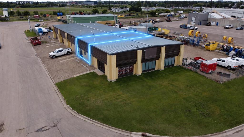 Picture of Bay 2, 4201 52 Street , Lloydminster Real Estate Listing