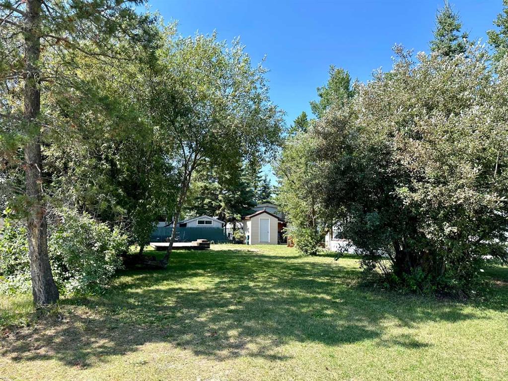 Picture of 14, 12040 422 Township , Rural Ponoka County Real Estate Listing