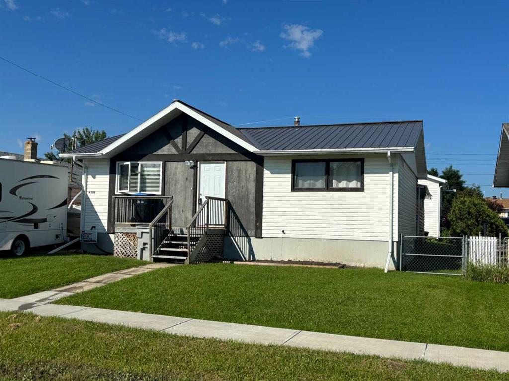 Picture of 4806 47 Street , Mayerthorpe Real Estate Listing