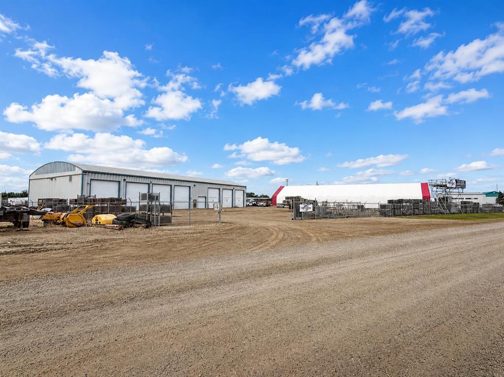 Picture of 201 Kuusamo Drive , Rural Red Deer County Real Estate Listing