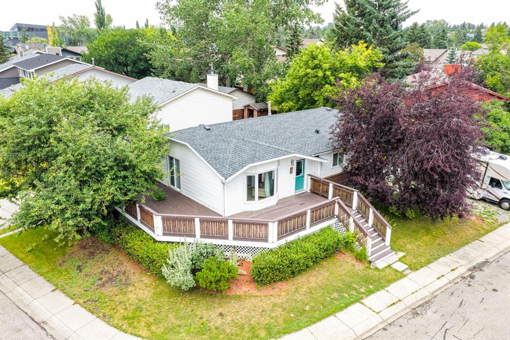 Picture of 85 Rideau Close SW, Airdrie Real Estate Listing