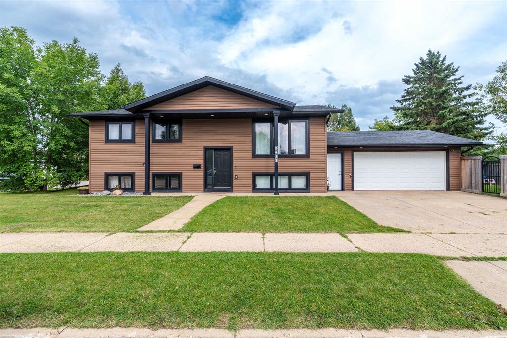 Picture of 5411 28 Street , Lloydminster Real Estate Listing