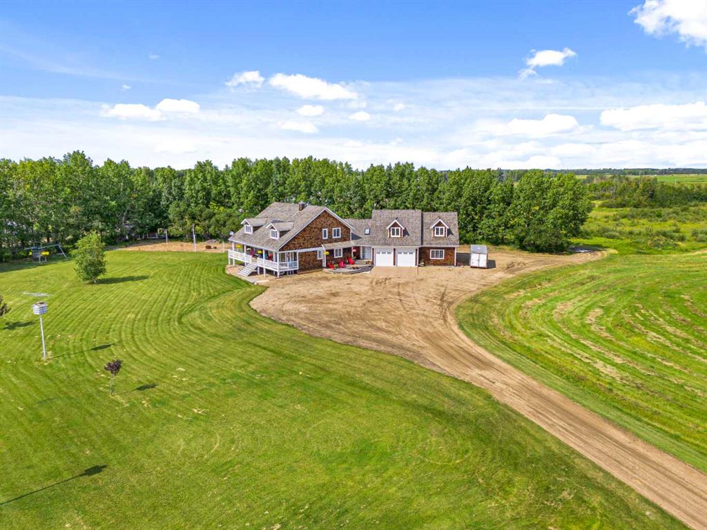 Picture of PT SE 33-49-01 W4  , Rural Vermilion River, County of Real Estate Listing