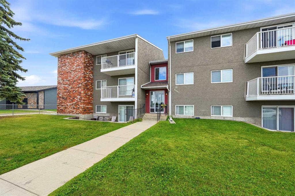 Picture of 305, 19 Bennett Street , Red Deer Real Estate Listing