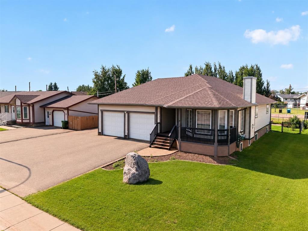 Picture of 9814 108 Street , La Crete Real Estate Listing