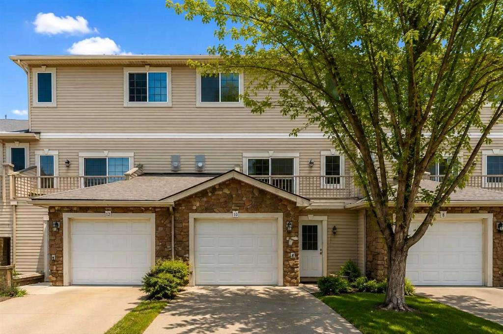 Picture of 10 West Cedar Rise SW, Calgary Real Estate Listing