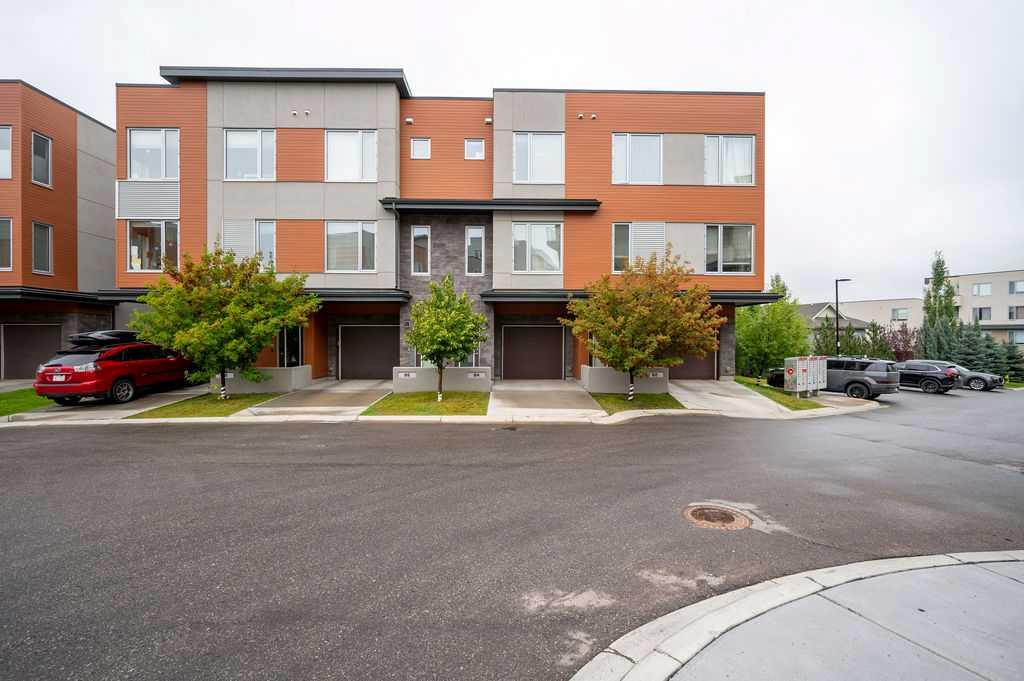 Picture of 84 Shawnee Common SW, Calgary Real Estate Listing