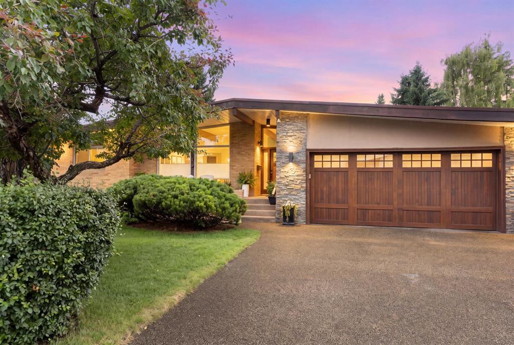 Picture of 43 Cromwell Avenue NW, Calgary Real Estate Listing