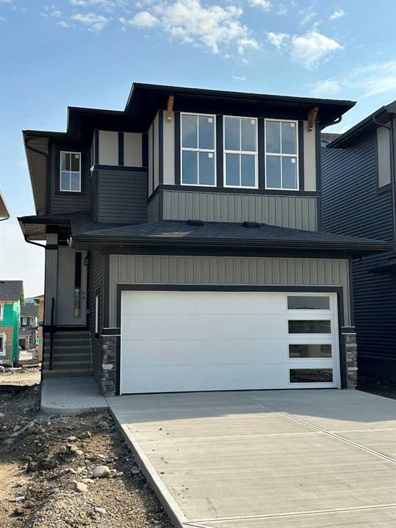 Picture of 12 Topaz Place , Cochrane Real Estate Listing