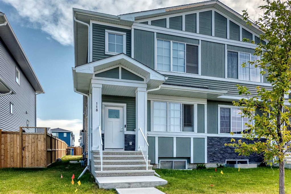 Picture of 118 Chelsea Mews , Chestermere Real Estate Listing