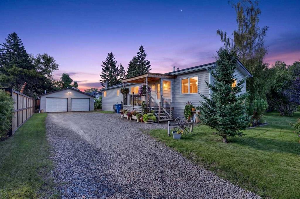 Picture of 1223 Downie Street , Carstairs Real Estate Listing