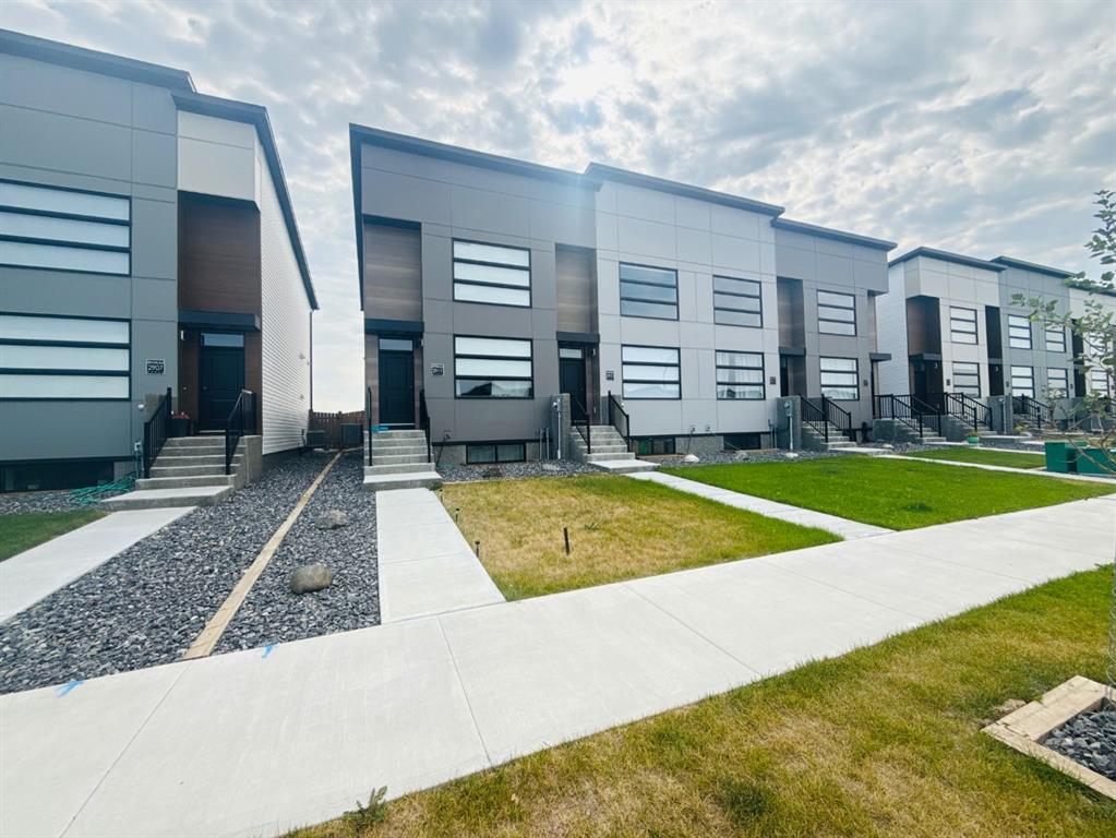 Picture of 2911 47 Street S, Lethbridge Real Estate Listing