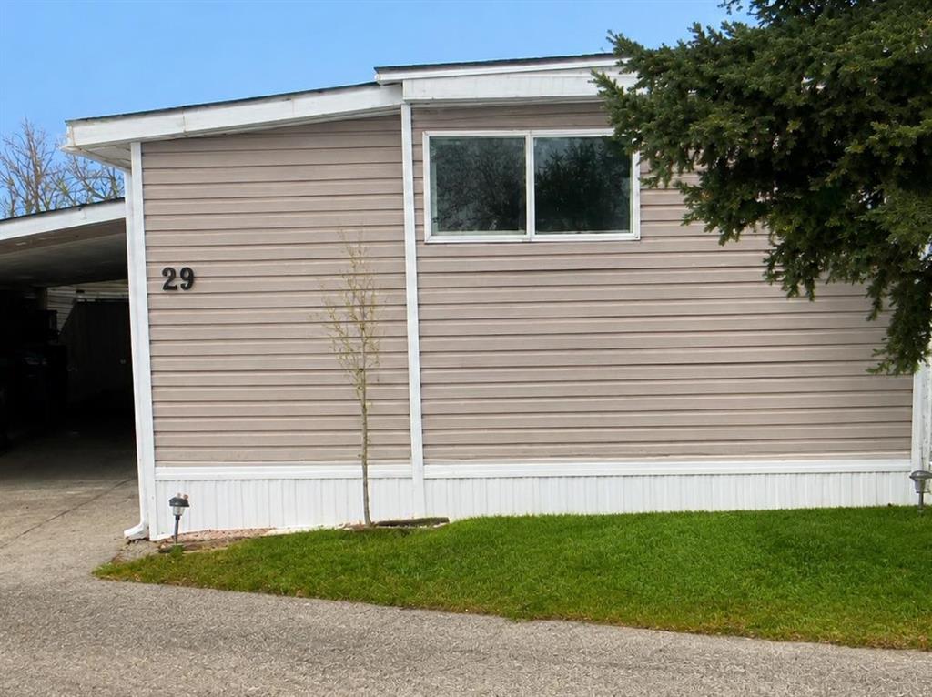 Picture of 29, 3223 83 Street NW, Calgary Real Estate Listing